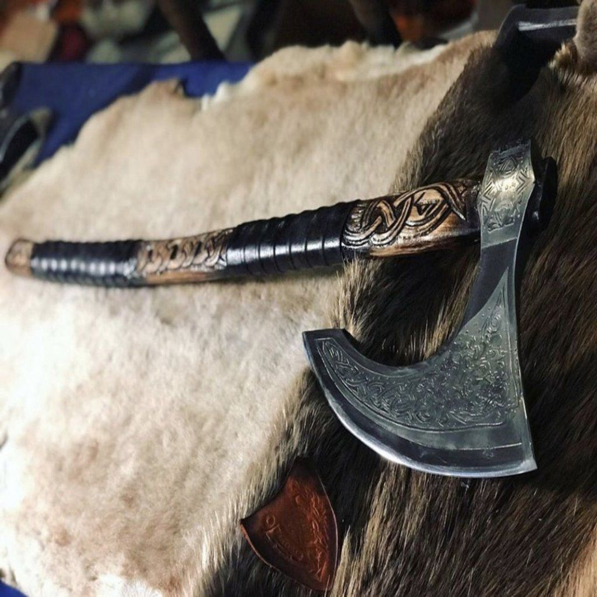 Battle Axe Wall Décor 