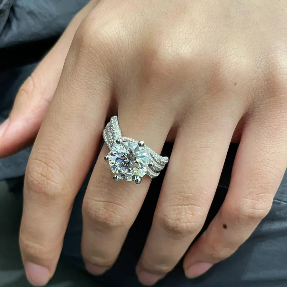 Luxury Moissanite Engagement Rings