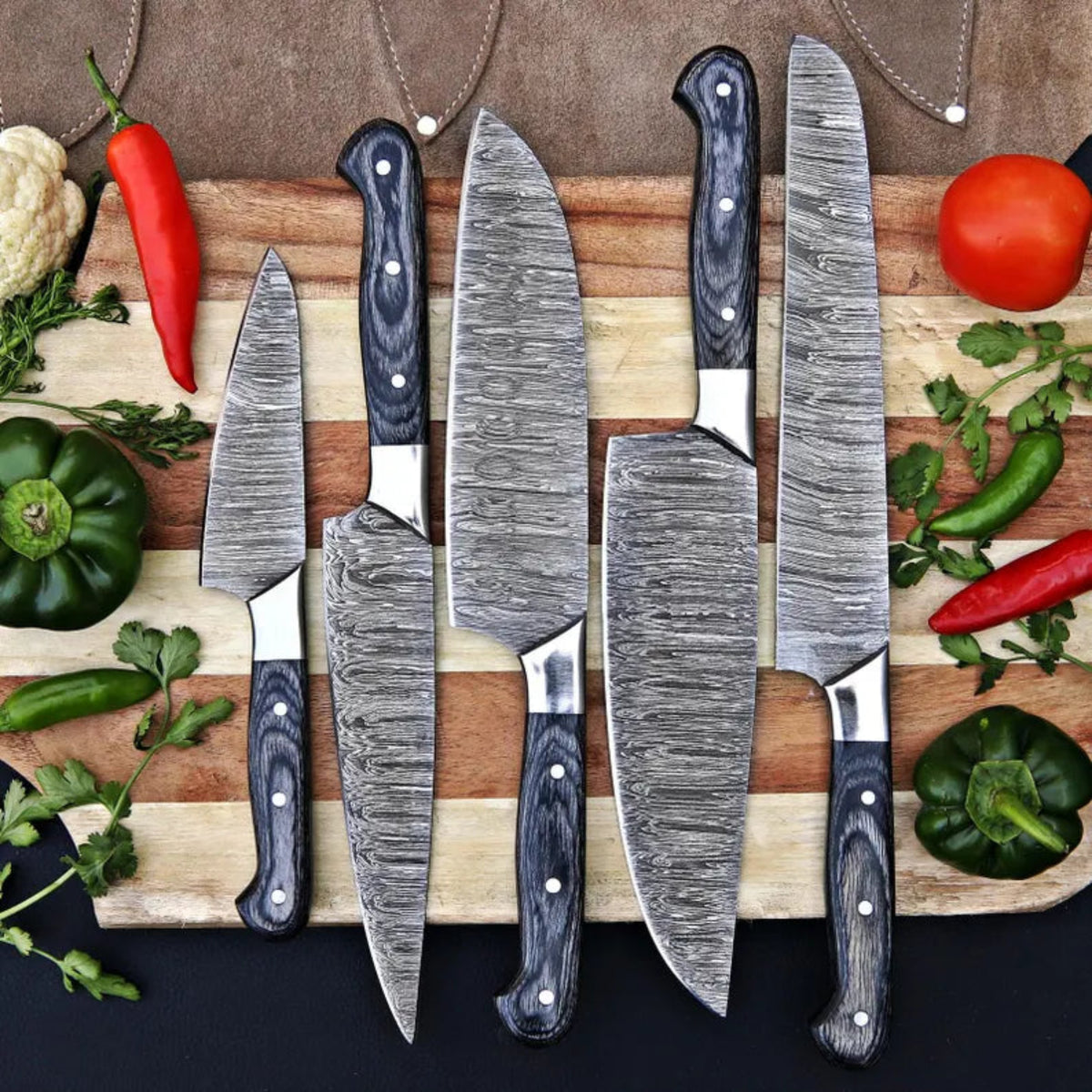 high carbon Damascus knives