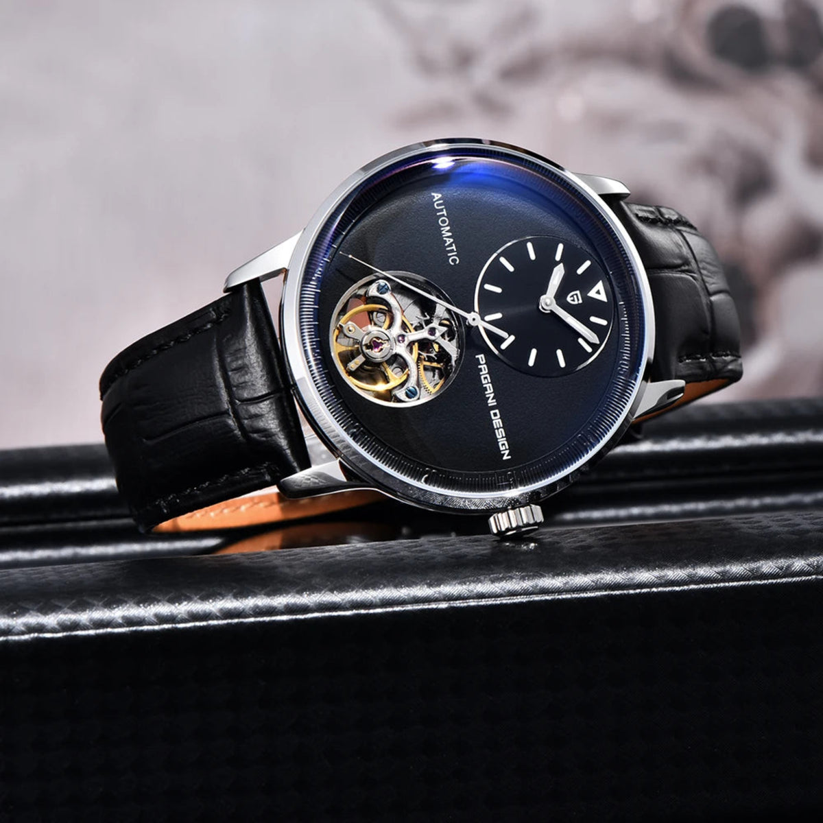  luxury leather strap watch