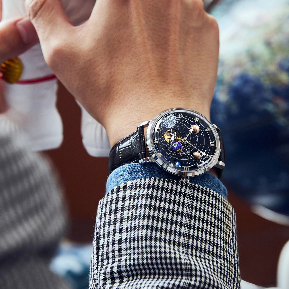 men’s luxury wristwatch